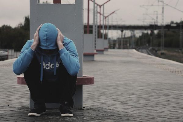 在这3天的亲身体验中,班也理解到,街友们每天都烦恼着 “ 如何度过一天?今晚要睡在哪?要去哪里找食物?”(示意图/图片来源:Pixabay)