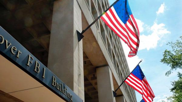 联邦调查局(FBI)评估,6月20日因签证欺诈问题接受该局面谈的一名中国籍科研人员,目前匿藏在中共驻加利福尼亚州旧金山的领事馆。(图片来源:(YURI GRIPAS/Getty Images)