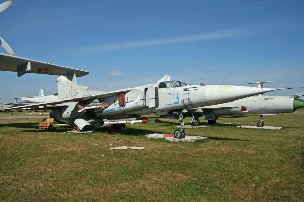 米格-23原型机,现被置于俄罗斯莫尼诺(Molino)的中央空军博物馆。(图片来源:Alan Wilson/维基百科/CC BY-SA 2.0)