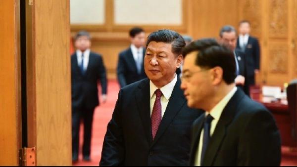 国企80后官员私下对习近平的态度令人吃惊。图为2019年4月28日,习近平在北京大会堂迎宾。(图片来源:MADOKA IKEGAMI/AFP/Getty Images)