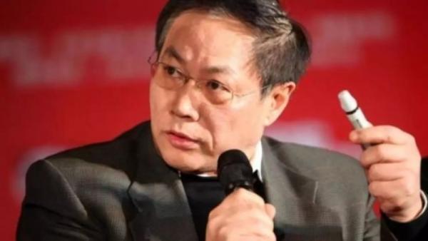 中国地产大亨、红二代任志强被重判18年,震惊舆论。