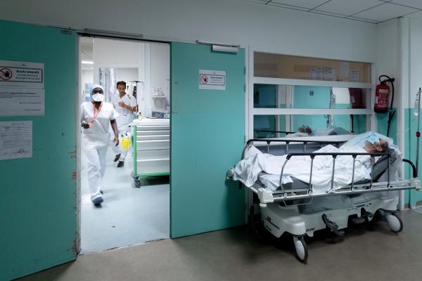 巴黎郊区圣丹尼(Saint-Denis)的德拉方丹(Delafontaine)医院急诊科(AFP/Getty Images)