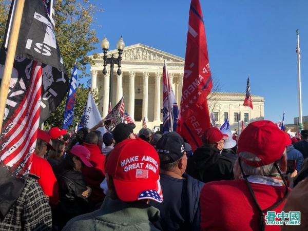 11月14日,华盛顿DC举行“支持川普游行”(March For Trump)。