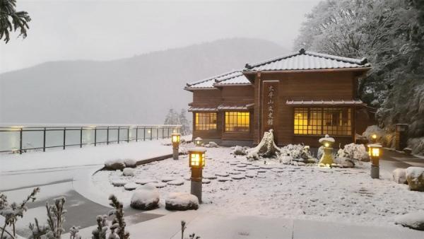 太平山文史馆原兴建于1937年,是以太平山生产的珍贵桧木为结构的日式房舍。(图片来源:林务局罗东林区管理处提供)