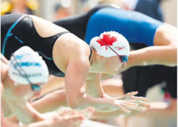 麦琪・麦克尼尔（Maggie MacNeil）参加2017年美国乔治亚州举行的“Arena Pro swim Series”500米自由泳赛事。（Lachlan Cunningham/Getty Images）