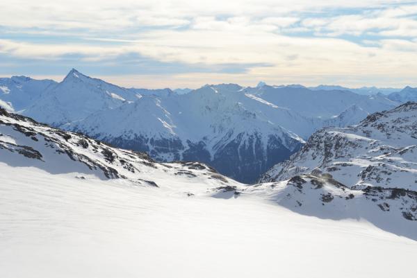 Mica Mountain(123RF)