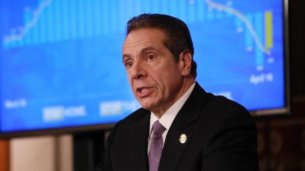 纽约州州长安德鲁·库默(Andrew Cuomo)(图片来源:Matthew Cavanaugh/Getty Images)
