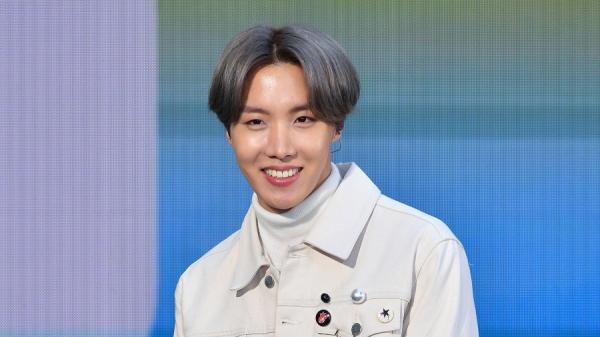 BTS防弹少年团成员J-hope,在生日当天默默行善的举动曝光,网友纷纷称赞。(图片来源:Dia Dipasupil/Getty Images)