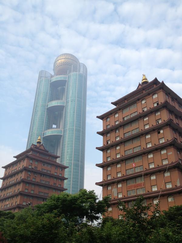 华西村(Lawrence Wang/Wikipedia/CC BY 2.0)