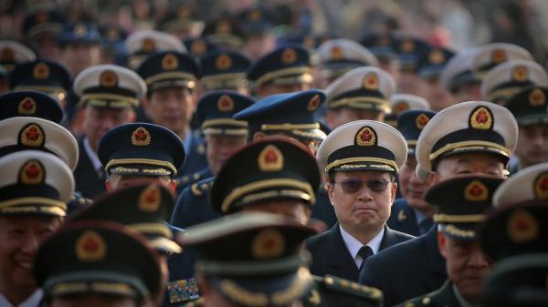 中共军方3名上将退居二线去全国人大养老。(图片来源:Feng Li/Getty Images)