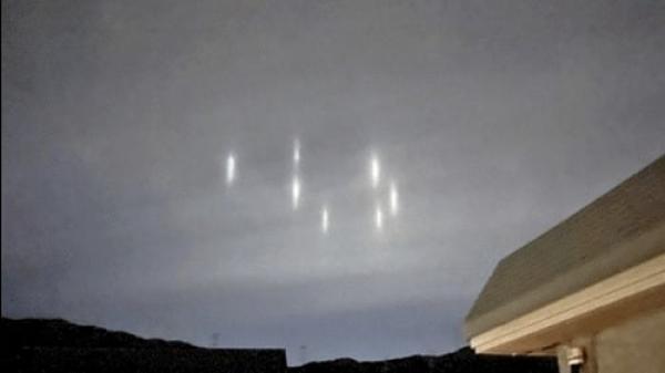 福井县敦贺市不明光柱 疑似UFO?(图片来源:视频截图)