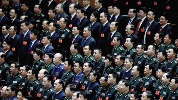 参加两会的官员（Feng Li/Getty Images）
