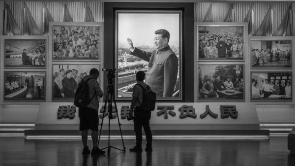 习近平的一句名言“我将无我”在中共为建党百年而开设的博物馆中陈列。(图片来源:Kevin Frayer/Getty Images)