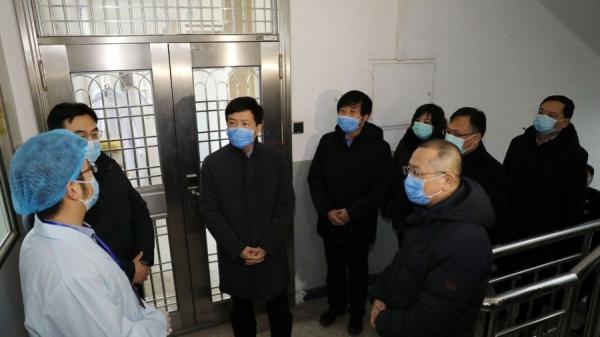 魏小东（左三）将接任北京市政协党组书记。
