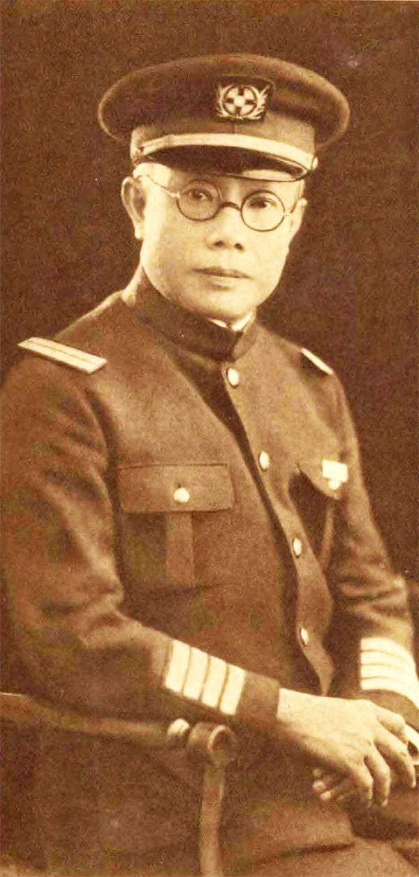 伍连德任海港检疫处处长时所摄。