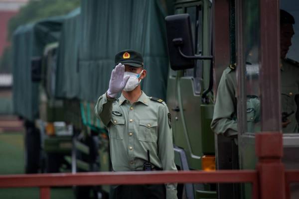 中共军工、军火系统腐败黑幕渐出水面。 (图片来源:NICOLAS ASFOURI/ Getty Images)