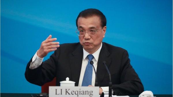 中国总理李克强对货币政策表态称,要适时降准。