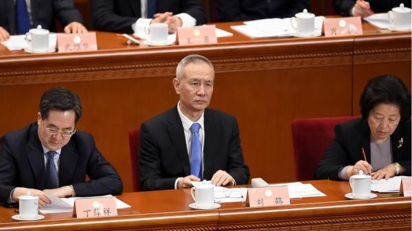 传刘鹤在整顿地产市场问题上与韩正和胡春华发生内讧。(图片来源:Getty Images)