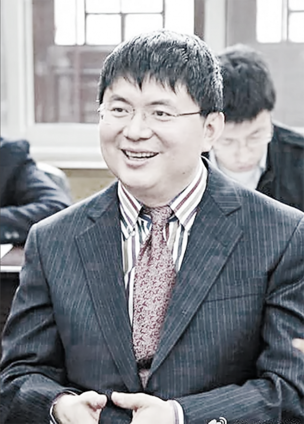 肖建华