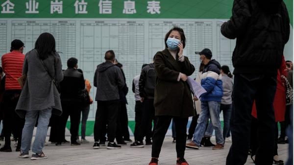 中年人失业后,就业压力大(图片来源:Getty Images)