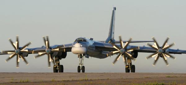 俄罗斯恩格斯空军基地的图波列夫Tu-95MS战略轰炸机(Marina Lystseva/Wikipedia/GFDL 1.2)