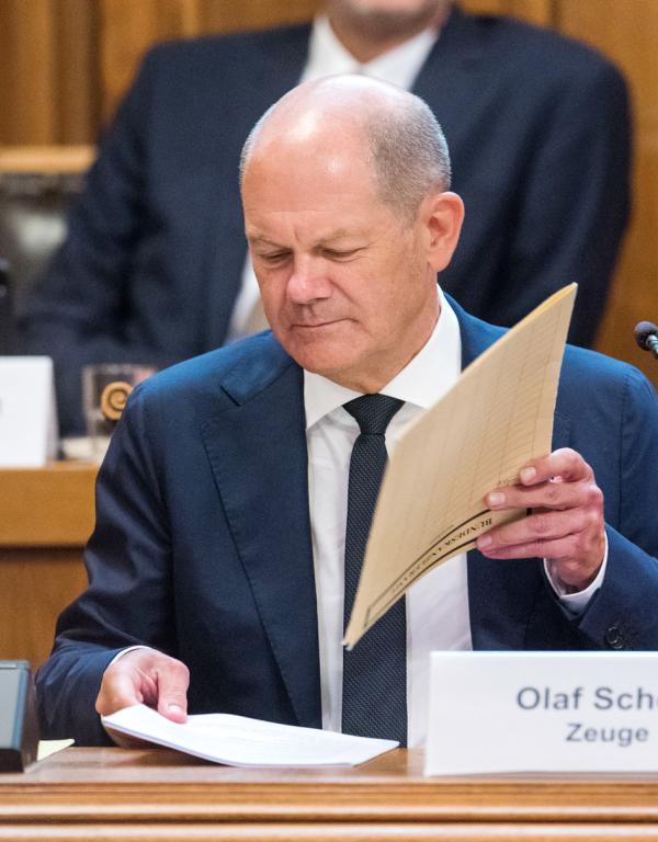肖尔茨(DANIEL BOCKWOLDT/AFP via Getty Images)