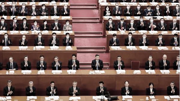 两会上的官员(Lintao Zhang/Getty Images)