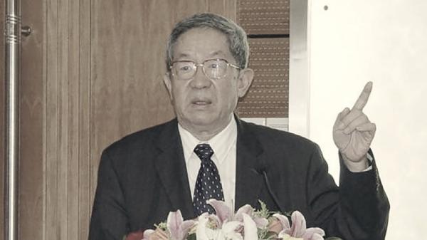 阎明复