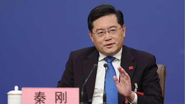 日前有秦刚同学爆料,秦刚求学秘辛、官场上位史。