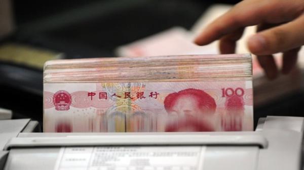 网络流传一份北京市卫生健康委员会发布的关于开设所谓“廉洁帐户”通知。示意图。(图片来源:STR/AFP/Getty Images)