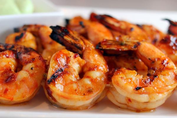 虾有热量低、营养丰富的优点,是夏季低脂饮食的好食材。(图片来源:Pixabay)