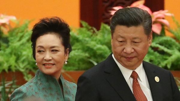 9月23日中午,习近平和夫人彭丽媛在浙江省杭州市西子宾馆举行宴会。