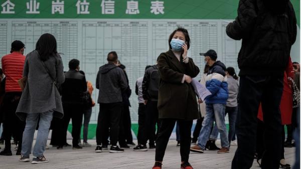 中国经济持续低迷,大批青年失业。(图片来源:Getty Images)