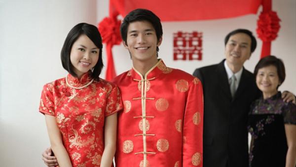 一对新人结婚(图片来源:Adobe Stock)