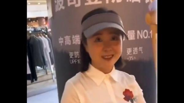 青岛电视台主持人采访被拒后语言难听,被要求道歉。(图片来源:视频截图)