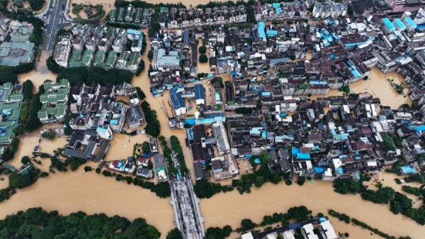 6月20日,广西桂林市被洪水淹没的区域。(图片来源:Getty Images)