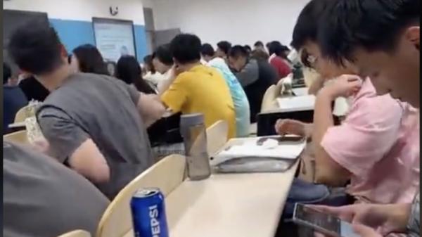 西安西北大学学生大骂共产主义。 (图片来源: 网络截图)