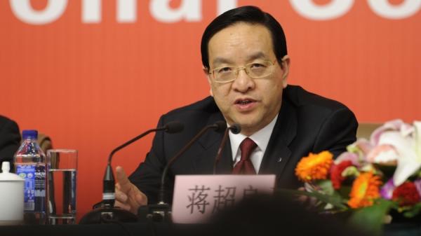 2012年11月11日，时任中国农业银行董事长、党委书记蒋超良在北京出席中国共产党第十八次全国代表大会记者会。（图片来源：WANG ZHAO/AFP via Getty Images）