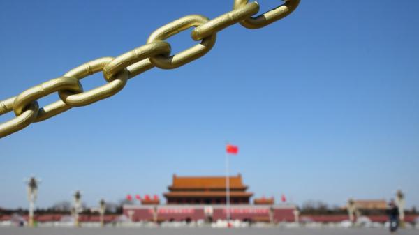 2011年3月3日，中国人民政治协商会议在人民大会堂开幕前的天安门广场全景。（图片来源：Getty Images）