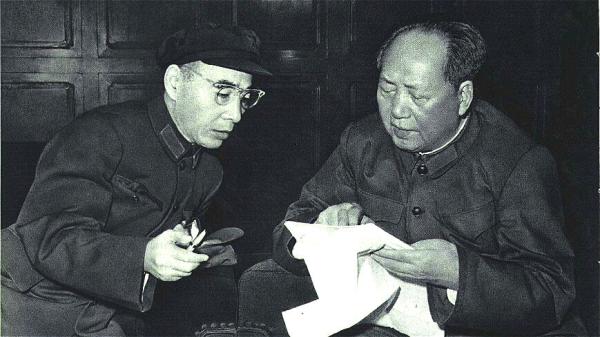 1966年林彪和毛泽东 (图片来源:公有领域 维基百科)