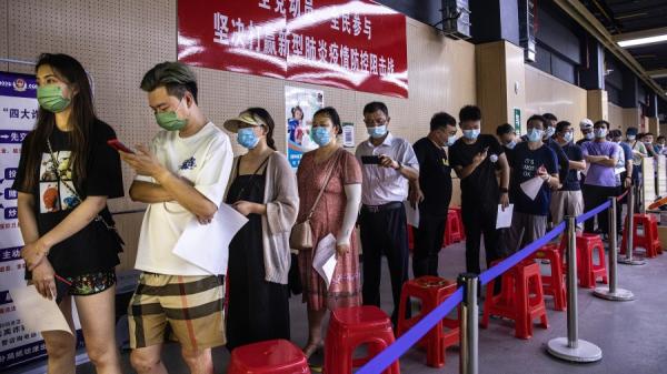 2021年6月，武汉市居民在一个疫苗接种点接种COVID-19疫苗。（图片来源：Getty Images）
