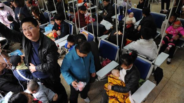 安徽省合肥市一家医院爆满(示意图)。(图片来源:Getty Images)