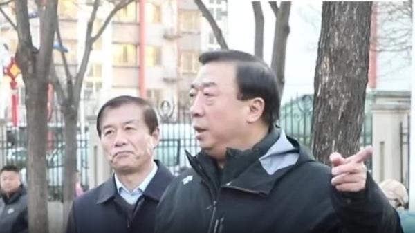 北京市公安局副局长、交通管理总队（交通管理局）总队长（局长）董亦军于四中全会召开之际突离奇死亡，当局拖了一个月后才公布其死讯。（视频截图）