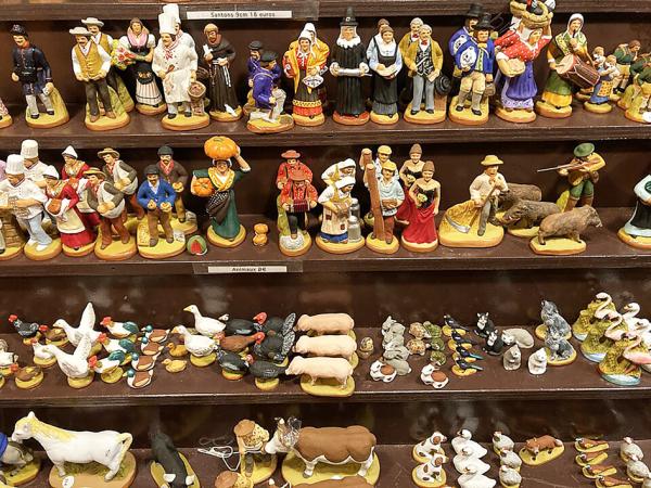 普罗旺斯地区的小泥人（Thomon/Wikipedia/CC BY-SA 4.0）