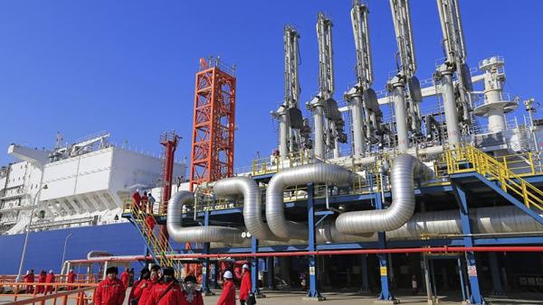 2018年2月6日，中国石化新建的天津接收站接收了来自澳洲的第一批液化天然气。（Getty Images）