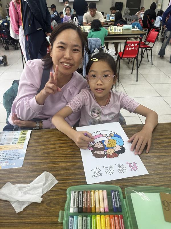 3月14日，干净世界在台南举办亲子着色比赛。（图片来源：Anna/看中国）
