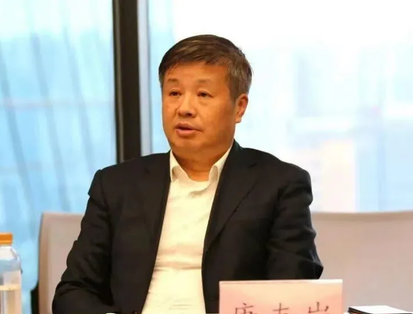 康克岩
