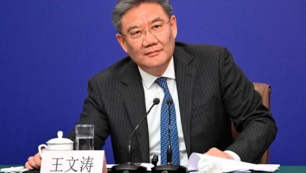 2024年3月6日,中共商务部长王文涛在北京出席第十四届全国人民代表大会第二次会议记者会。(图片来源:WANG ZHAO/AFP via Getty Images)
