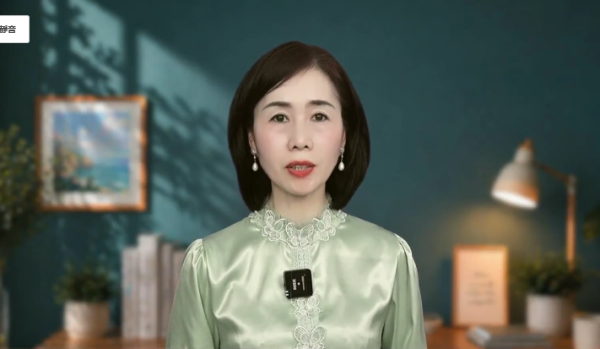 主持人     (图片来源：视频截图)