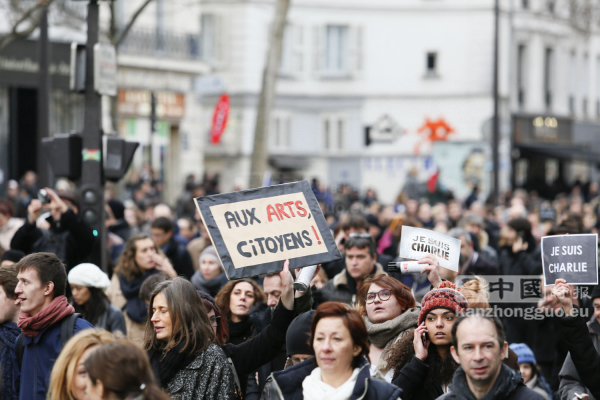 巴黎反恐大游行150万人 史无前例 (图组3) La plus grande manifestation enregistrée dans l'histoire de France (III) 巴黎反恐大游行150万人 史无前例 (图组3) La plus grande manifestation enregistrée dans l'histoire de France (III)